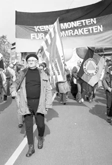 About 7000 supporters of the peace movement demonstrated against new nuclear missiles