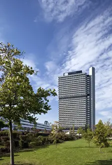 Abgeordneten-Hochhaus Langer Eugen
