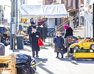 Abkhazian Jew in typical traditional costume on Lee Ave