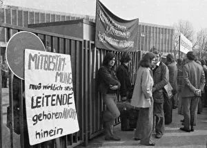 Accompanied by protests for more co-determination by trade unionists of IG Metall