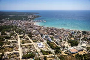 Aerial view, Arenal beach with Balneario 5