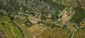 Aerial view, Casa Raixa in Bunola