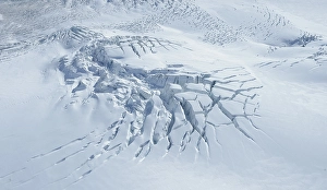 Category Mountain Landscapes Prints: Aerial view, ice field with cross crevasses