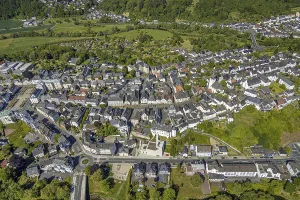 Category Cities DE Prints: Aerial view, old town, city centre view