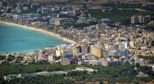 Aerial view, view of Arenal with beach and bay