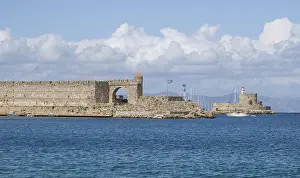 Agios Nikolaos harbour fortress