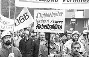 All individual trade unions in the DGB demonstrated together with about 50