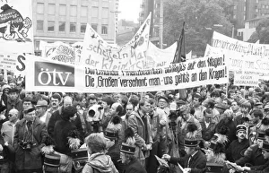 All individual trade unions in the DGB demonstrated together with about 50