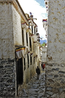 Category Buddhism Prints: Alleyway, Jamkhang Chenmo monastery