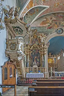 Side altar and pulpit, Church of the Annunciation