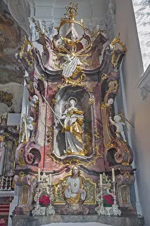 Side altar with putti and figures of saints