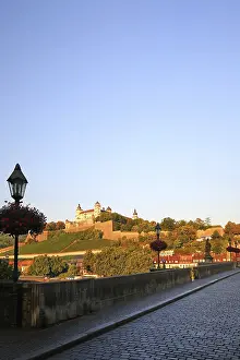 Alte Mainbrucke<br> Alte Mainbrcke
