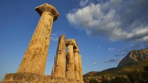 Archaic Temple of Apollo, Doric Columns
