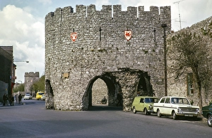 Five Arches, mittelalterliche Stadtmauer, Tenby, Pembrokeshire, Wales, UK Mai 1970