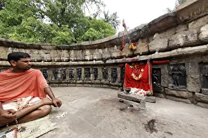 Architecture, chousath (sixty four) yoginis temple