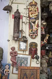 Art shop selling old artifact, Udaipur
