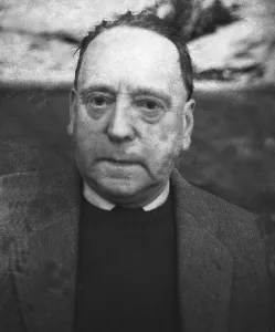 The artist and inventor of political photomontage John Haertfield at an exhibition of his works in 1964 in East Berlin