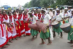 Category Historic EN Prints: Artists performing Bengal folk dance