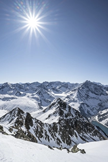 Ascent to Pirchkogel, view of snow-covered mountain peaks