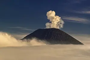 Asia, Indonesia, Java, volcanoes in Bromo-Semeru National Park