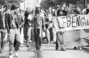 Autonomous groups of the left scene occupied an empty factory (Bo-Fabrik)