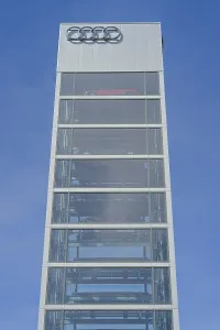 Autoturm, Audi Centre, Rudower Chaussee