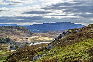 Framed Print : Autumn colors over Mountains and Llyn Cwmorthin Lake Framed Print : Autumn colors over Mountains and Llyn Cwmorthin Lake