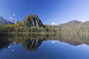 Autumn mood at lake Almsee, Gruenau