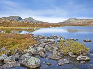 Autumn at Muvatnet, Rondane National Park
