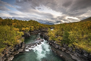 Autumnal Abisko canyon, Abiskojokk river