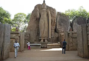 Avukana Buddha statue, Central Province
