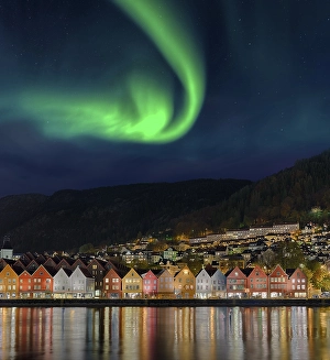 Category Scandinavia Prints: B Bryggen Northern LightsBergen City Norway