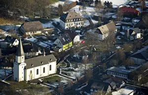 In the background Scharfenberg Castle