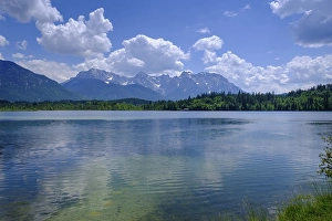 Barmsee, Karwendel mountains in the background