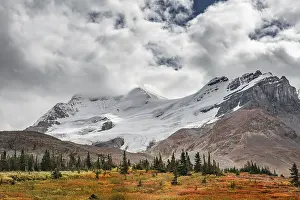 Barren landscape, glacial valley