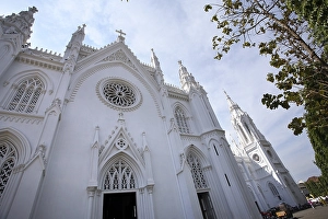 Basilica of Our Lady of Dolours with three tower front tower 146 ft high and rear Bible tower 260 feet high church has 15 Altars built in 1940, Thrissur, Kerala, India, Asia