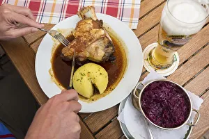 Bavarian cuisine, Weissbier, pork