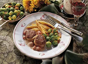 Bavarian-style venison medaillons with currant jelly and sour cherries
