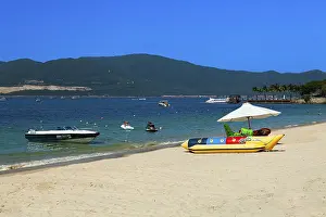 Beach on Hon Tam island, Nha Trang