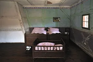 Bedroom with cot on the upper floor around 1860 in the farmhouse from Seubersdorf Mittelfr