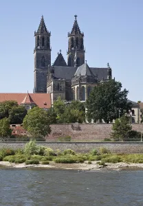 Begun 1209 completed 1520 View from the east in front of the cathedral rock in the riverbed of the Elbe