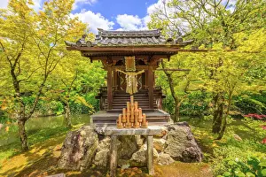 Benzaiten shrine in Eikan-do Zenrin-ji temple in Kyoto