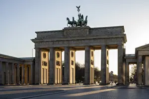 Berlin, Brandenburg Tor, view from the east (city side)