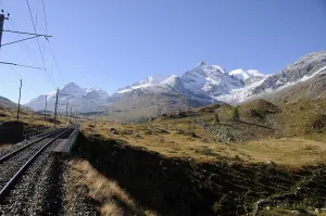 Bernina railway line via the Hospitz to Posciavo