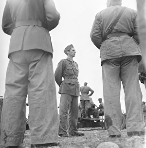 Bertil Harding, 1919-1999, Swedish military and sergeant in the air force. Known for having been a leader and resistance fighter in Norway. He became a courier for the resistance movement under the alias Fritiof, which was his second first name