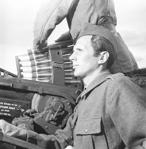Bertil Harding, 1919-1999, Swedish military and sergeant in the air force. Known for having been a leader and resistance fighter in Norway. He became a courier for the resistance movement under the alias Fritiof, which was his second first name