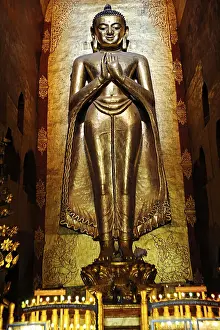 Big standing Buddha, Ananda Temple