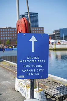 Blue cruise welcome area, Bus tours