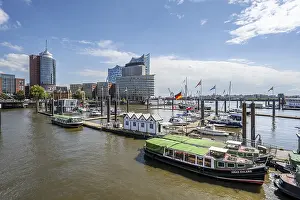 Boats at the city sports harbour in the Elbe
