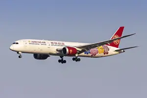 A Boeing 787-9 Dreamliner aircraft of Juneyao Air with the registration B-1115